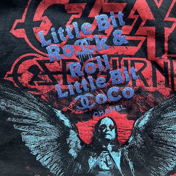 Distressed Crop Top - Picture 3 of 3